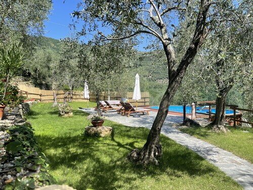 Casa Ferrari farmhouse, swimming pool, SPA, garden Private 