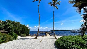 Unclassified image, 3 of 34, button - Ventura Captiva 2B ~ Island Time (Captiva)