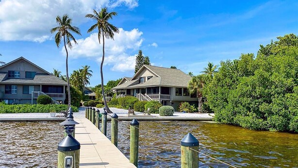 Unclassified image, 1 of 34, button - Ventura Captiva 2B ~ Island Time (Captiva)