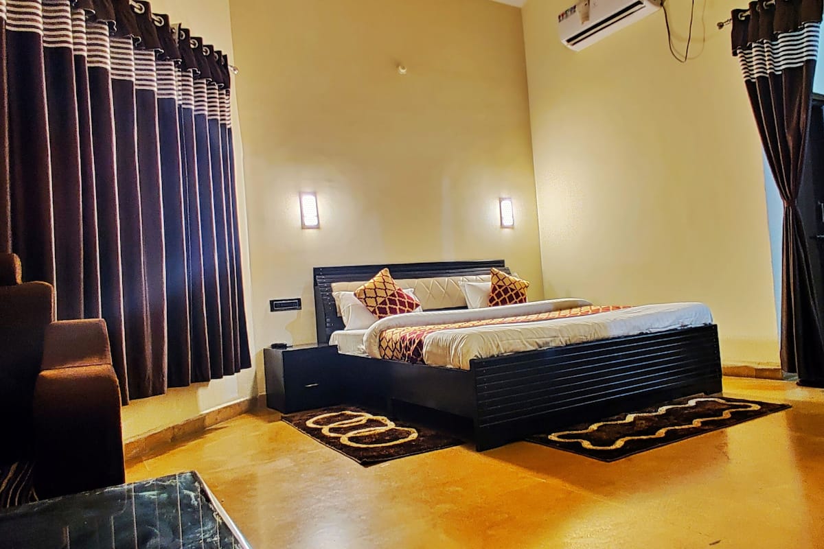 Dobbelt- eller tomannsrom – executive | Safe på rommet, wi-fi (inkludert) og sengetøy