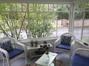 Interior - In-town Bar Harbor, walk everywhere, off-street parking, and close to Shore Path (Bar Harbor)