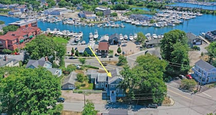 Arden House DT Mystic 3BR Lux Family Getaway