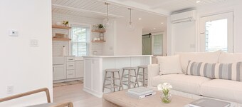 Arden House DT Mystic 3BR Lux Family Getaway