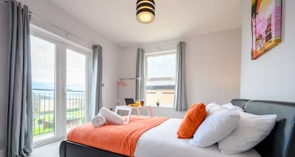 The Knap by Tŷ SA - Waterfront Views