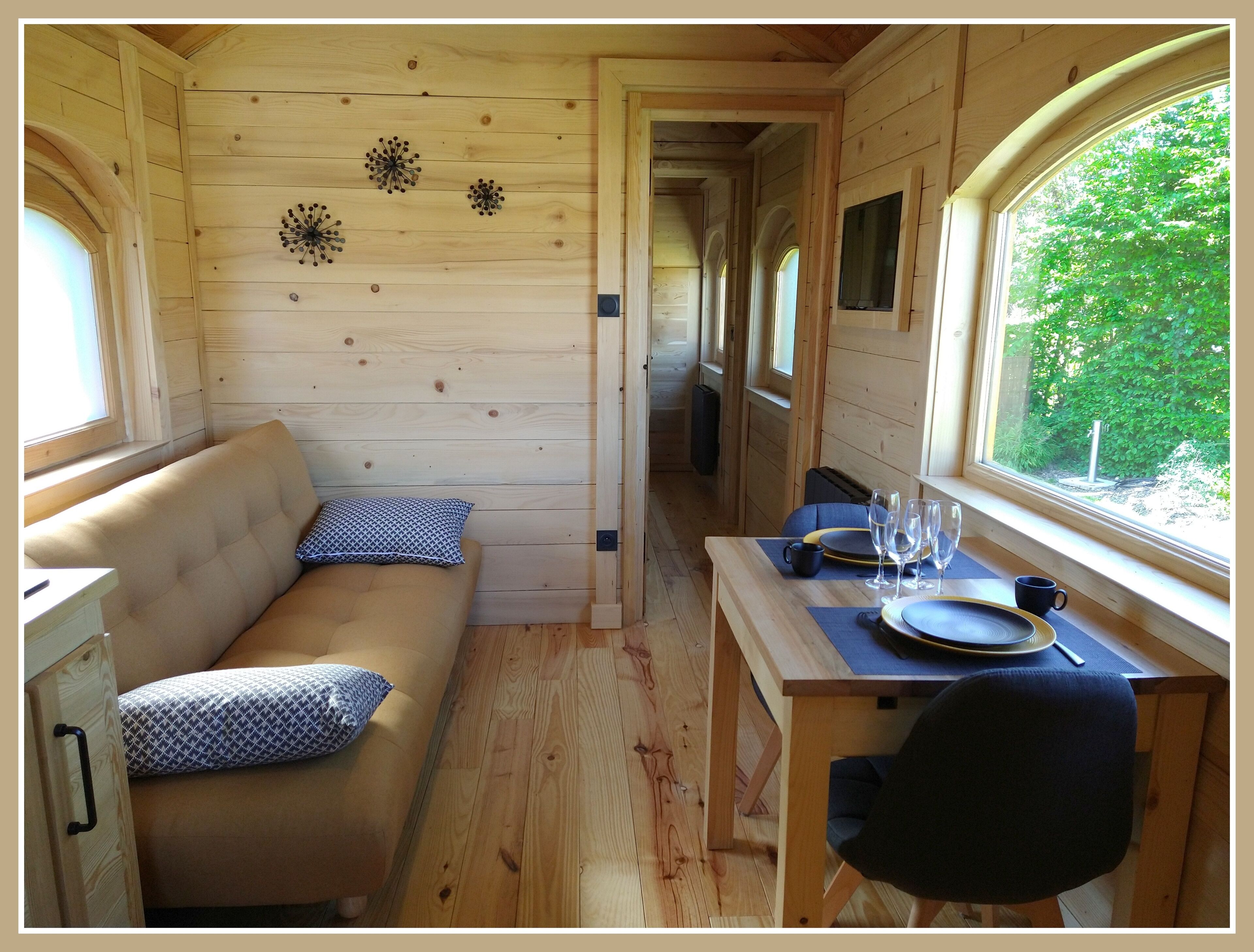 Gîte insolite en Champagne- Roulotte des Cahouriaux - 2/4 personnes