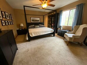 4 bedrooms, iron/ironing board, free WiFi, bed sheets
