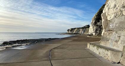 3 bedroom accommodation in Ramsgate