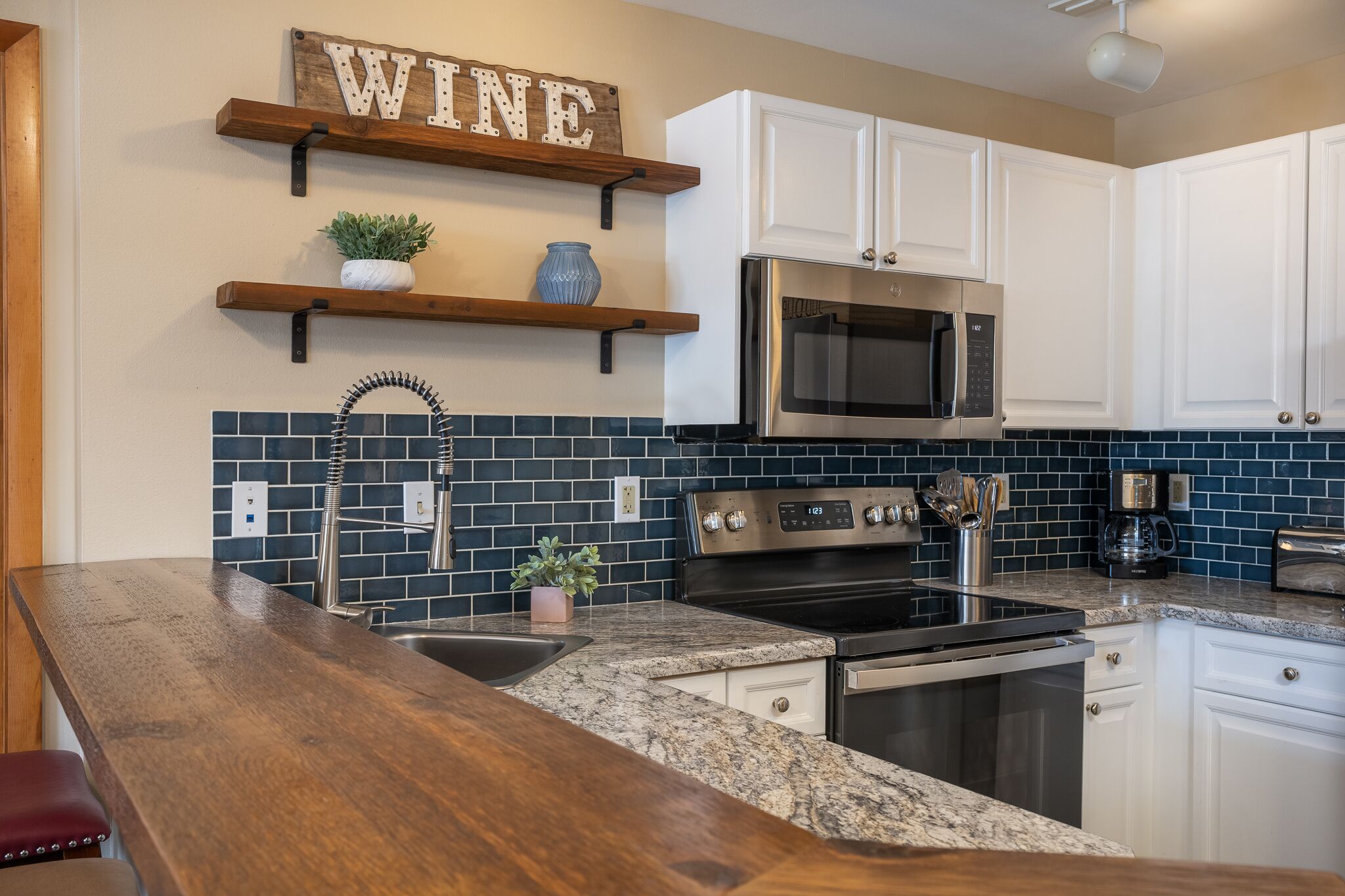 Ski-In/Ski-out Slope side 1420 stay at the Winter Park Resort base