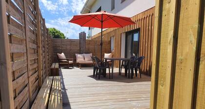 Appartement indépendant, patio avec terrasse et pistes cyclables