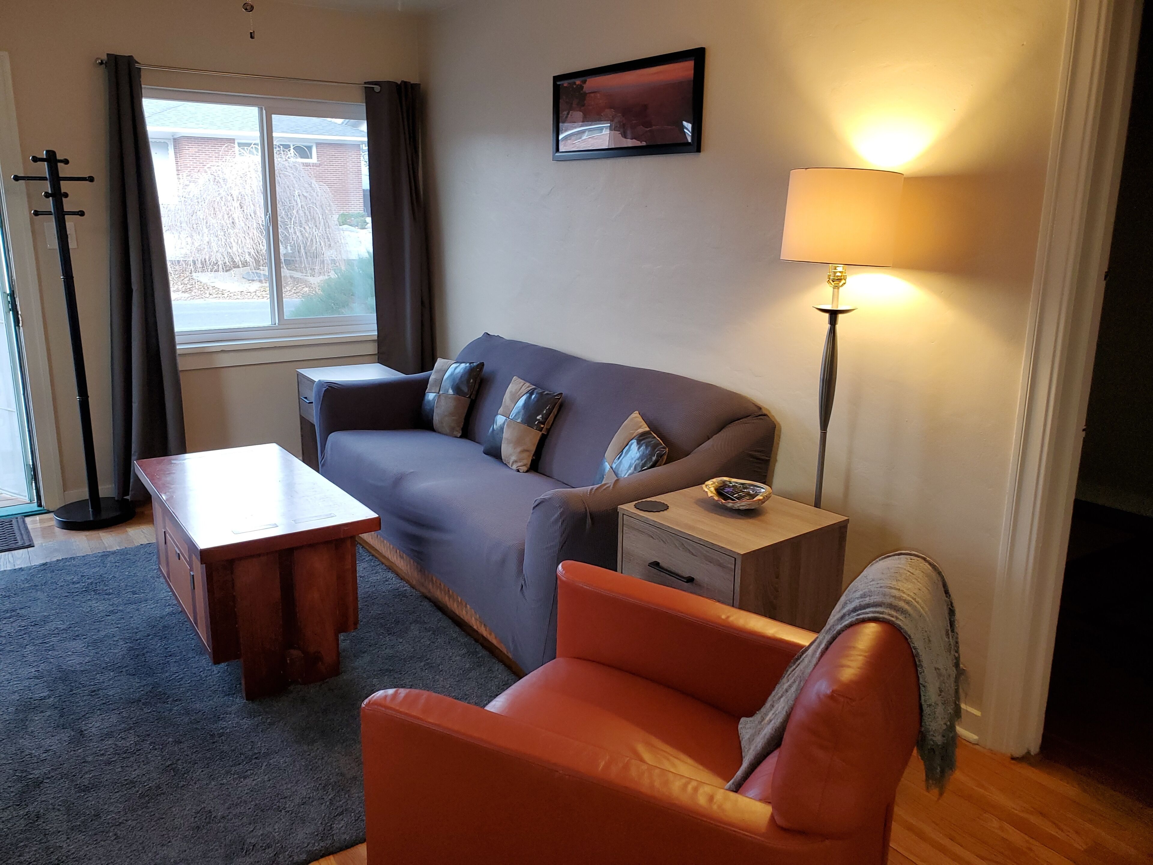 1BR Mid-century Retreat near Midtown/Virginia Lake/Downtown 