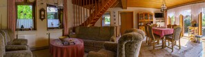 Dining - Vacation home "Sea vacation"  (Hasselberg)