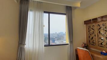 Deluxe Room | City view