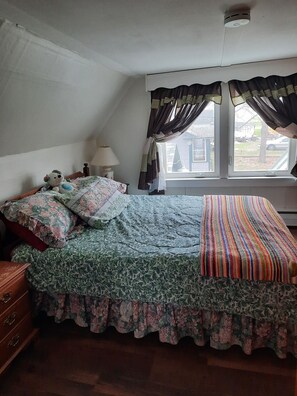 2 dormitorios, escritorio, wifi gratis y ropa de cama