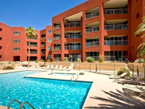 Outdoor pool, a heated pool