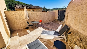 Deluxe Room, Terrace | Terrace/patio