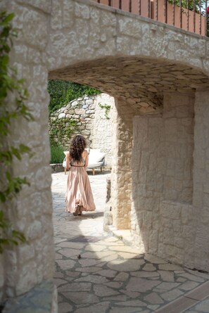 Exterior - Domaine Ribiera, Hotel 5 Etoiles, SPA & Golf - Forcalquier (Niozelles)