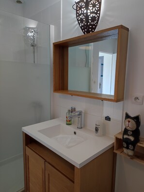 Shower - Maison Avec Grand Jardin Entre Nantes et la mer (Frossay)