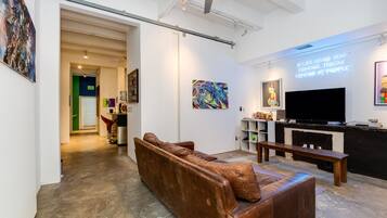 Smart TV, offices, printers