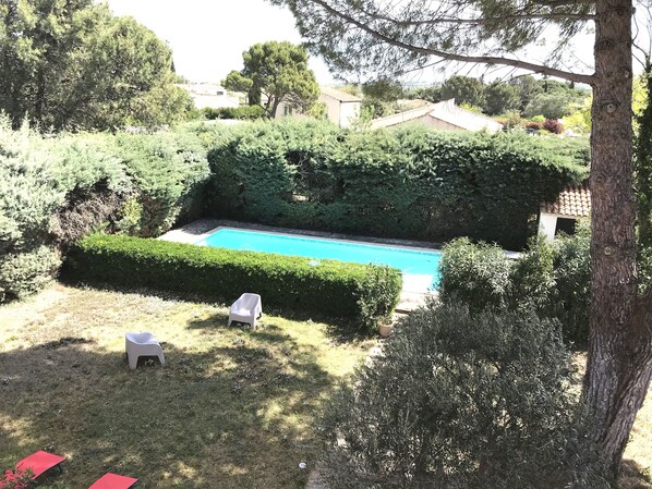 Outdoor pool - Maison de Famille Sous les Pins Avec Piscine (Canet)