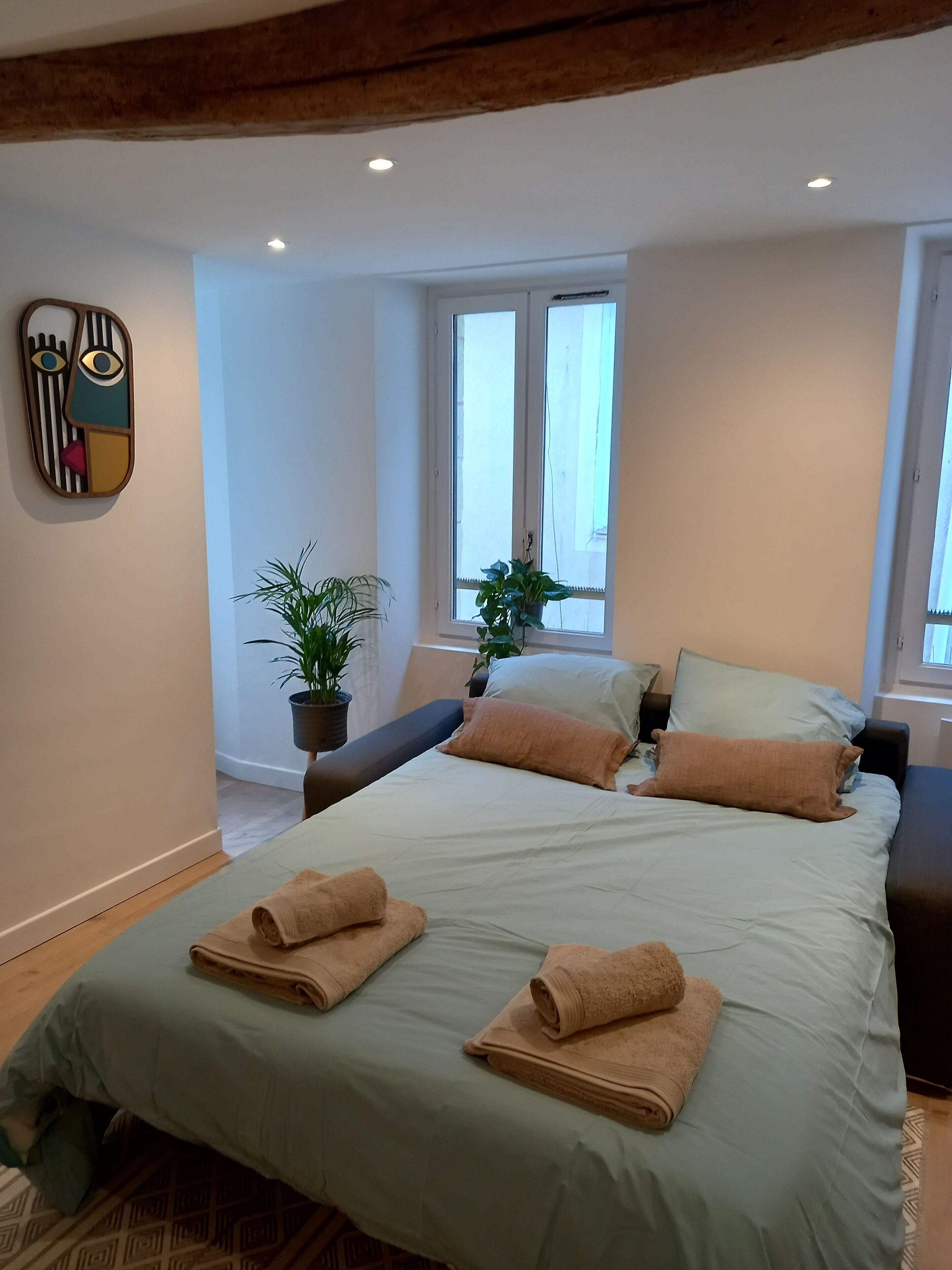 L 'APPARTEMENT DE MLLE PRUNE AU COEUR DE VANNES