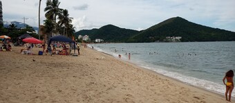 Beachfront apartment, Martin de sa beach