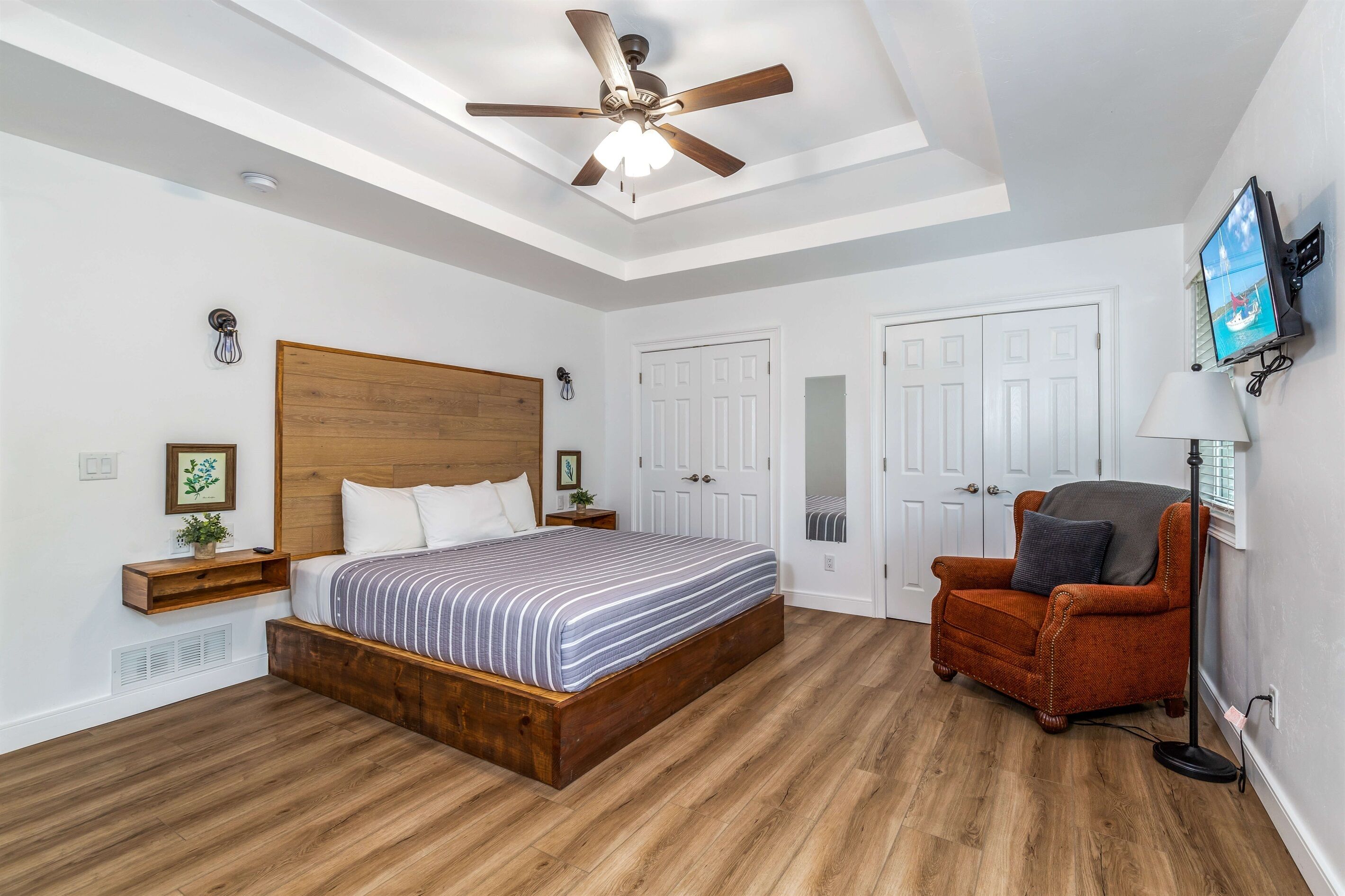 Grand Lake/King beds/Boat Parking (4)