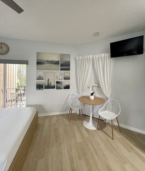 1 bedroom, iron/ironing board, WiFi, bed sheets - PGA Studio Clean, Relaxing - GOLF/METS (Port St. Lucie)