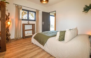 2 chambres, lit parapluie, Wi-Fi gratuit, draps fournis