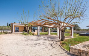Exterior - Awesome home in Rovinj (Rovinj)