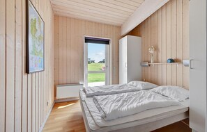 4 bedrooms, free WiFi