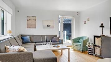 Cheminée, table de tennis de table