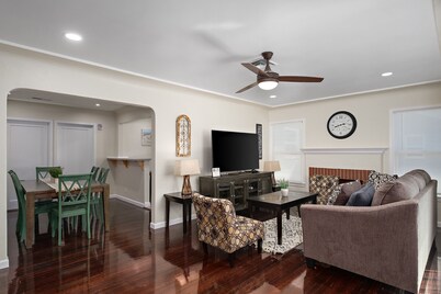 Perfect 4B/2Bth for Business and Nat'l Park Visit