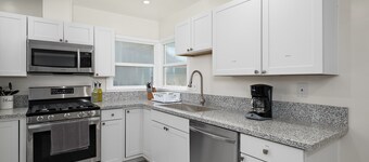 Perfect 4B/2Bth for Business and Nat'l Park Visit