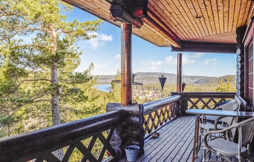 Gorgeous home in Vegårshei with WiFi