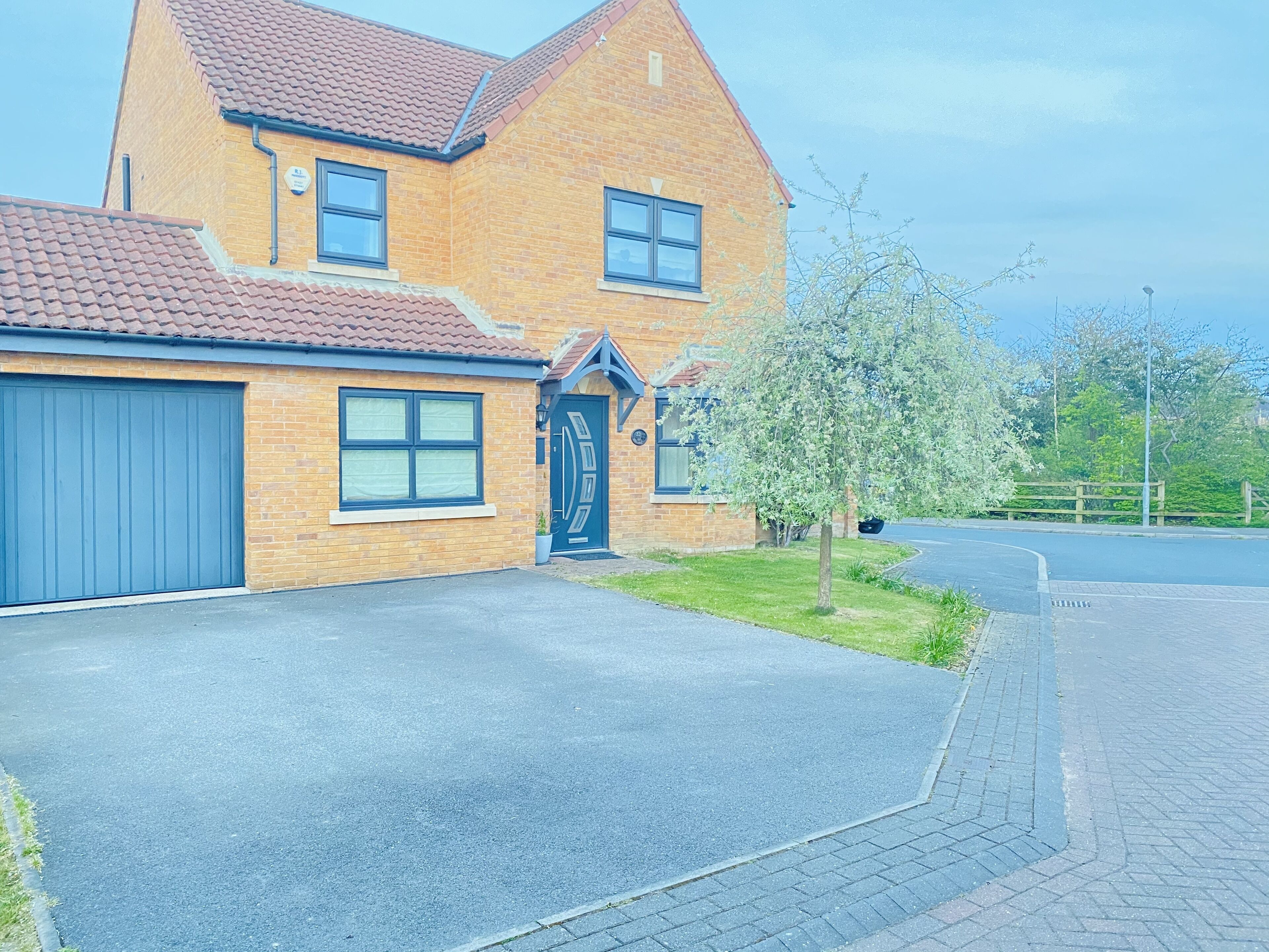 Calvary Hill - 4 Bed Holiday Home BBQ Large Garden