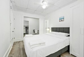 2 bedrooms, iron/ironing board, WiFi, bed sheets