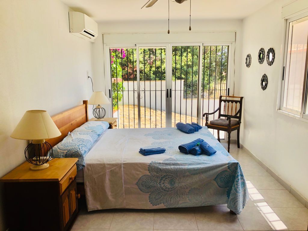 5 chambres, Wi-Fi, draps fournis