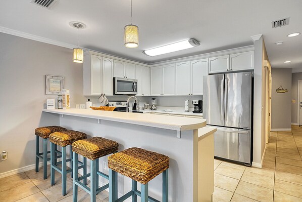 Fridge, microwave, oven, stovetop