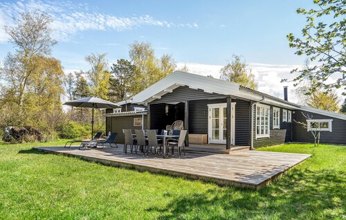 4 bedroom awesome home in Kalundborg