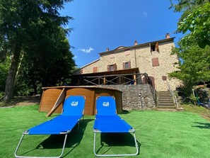 المنطقة المحيطة بالمنشأة