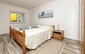 2 bedrooms, free WiFi, bed sheets - Gorgeous apartment in Pula with WiFi (Pula)