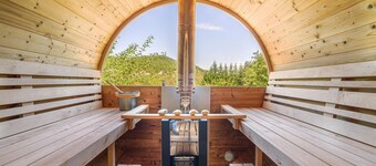 Lovely home in Cessole with kitchen