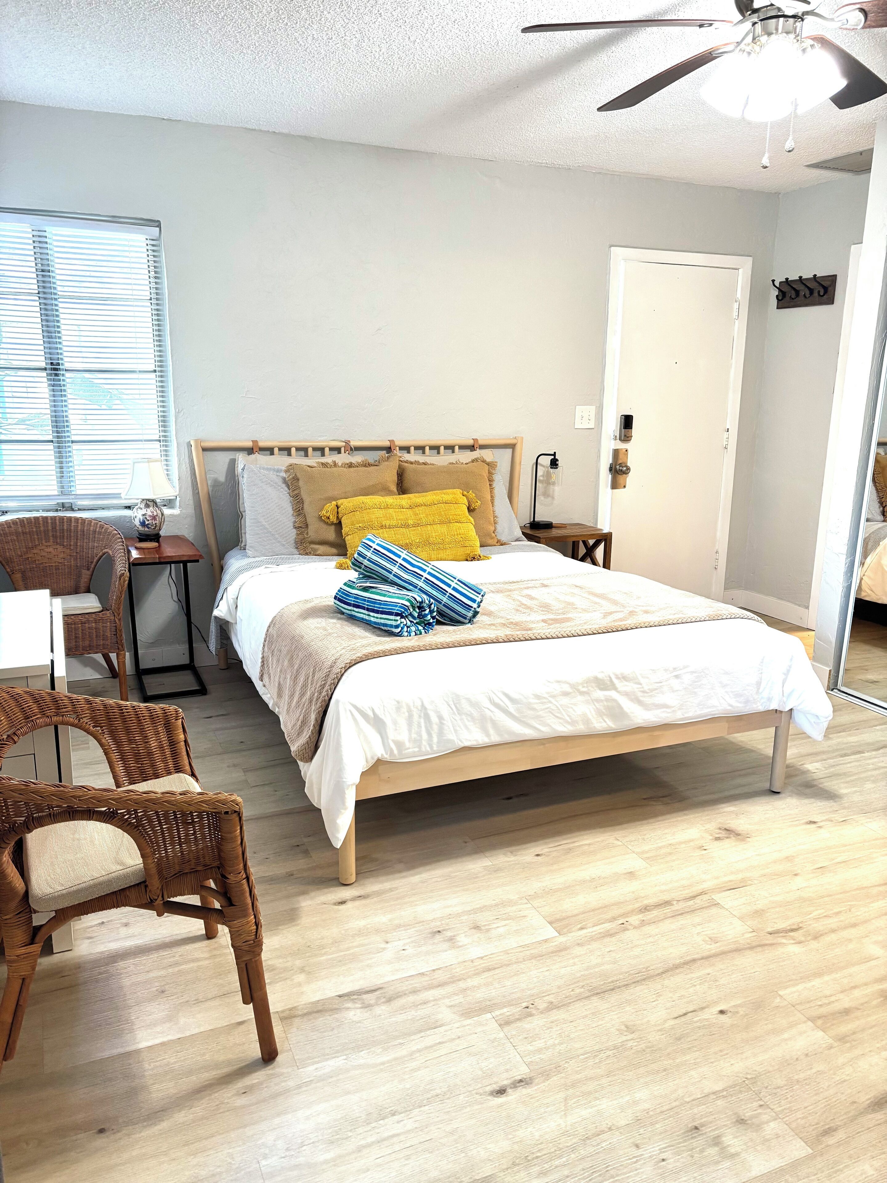 1 chambre, fer et planche à repasser, Wi-Fi, draps fournis