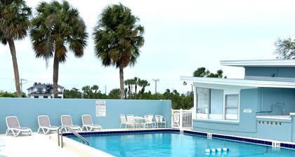 Lido Key- quaint studio remodeled holiday cottage-A