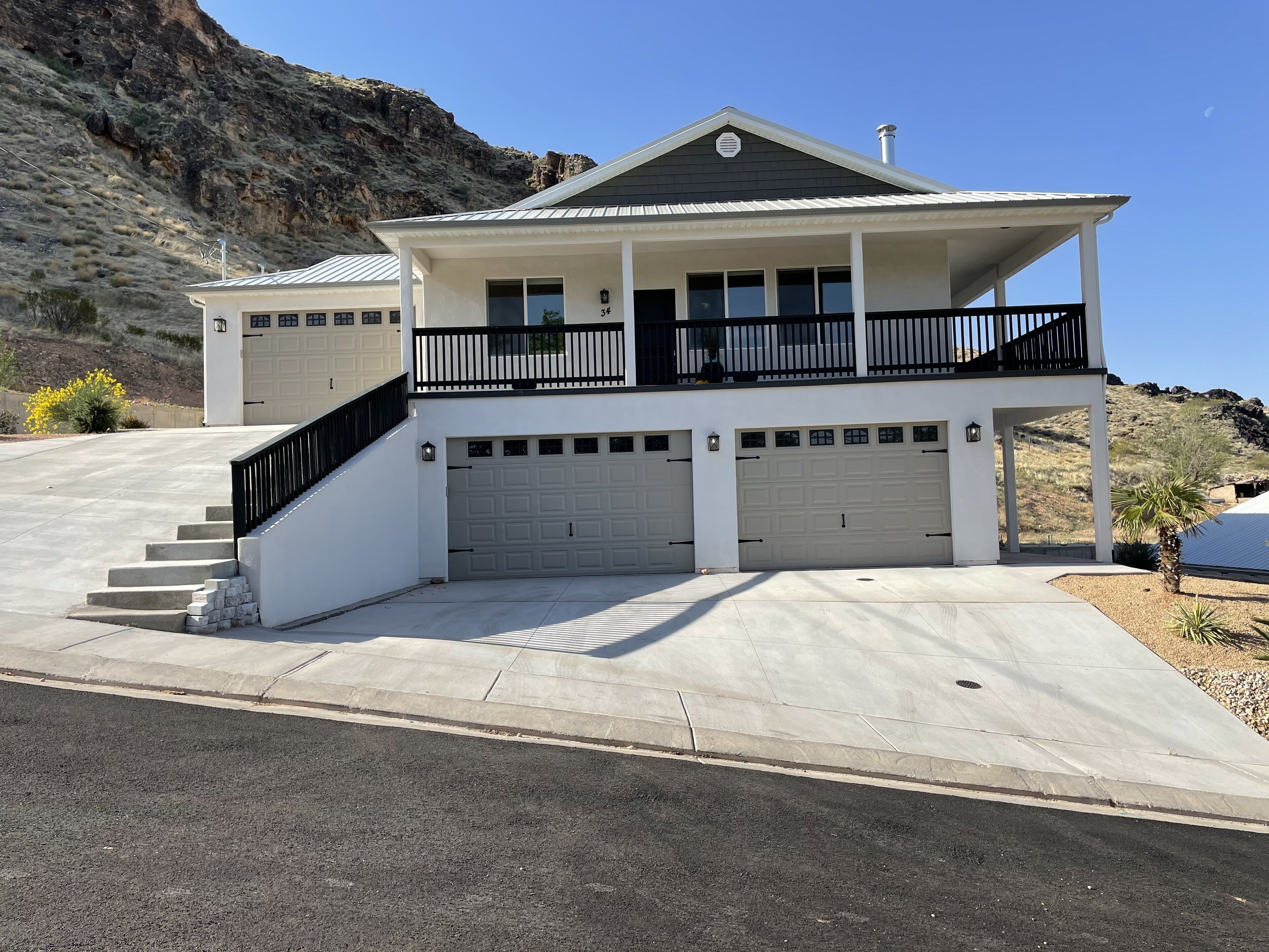 Black Ridge Vacation Rental - Near Zion and other National Parks!