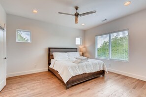 3 bedrooms, desk, iron/ironing board, free WiFi - Skyline at east Nashville (Nashville)