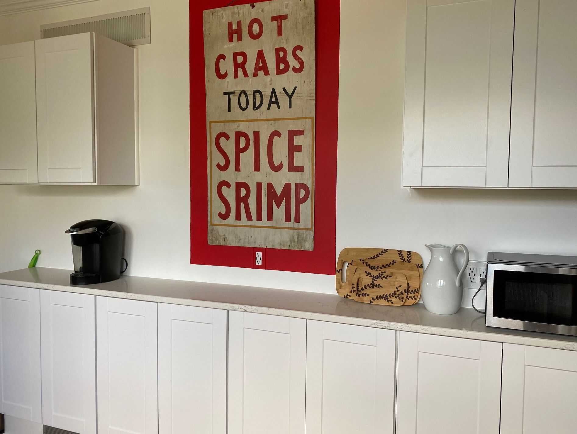 GORGEOUS, RECENTLY RENOVATED, WATERFRONT COTTAGE