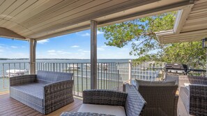 Property grounds - Waterfront Condo- Best View! (Clear Lake)