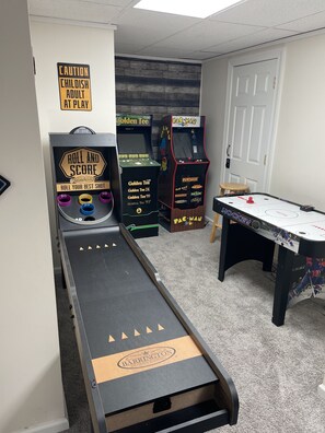 Spielezimmer