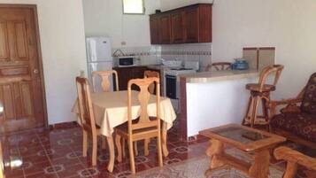 Comfort Cabin | Breakfast area